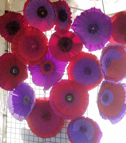Wall O'Flowers Backdrop: 14 poppies